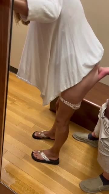 Pic #1The dressing room in the mall
