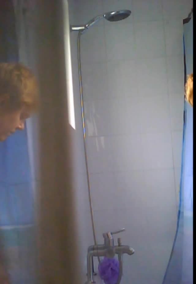 Pic #1Big Tit Redhead Showering