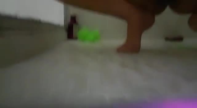 Pic #1Brown body in the house