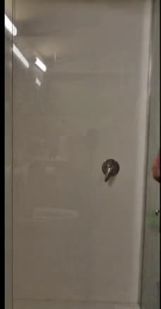 Pic #1shower piss